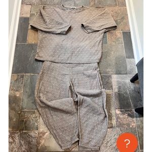 Black crane quilted set